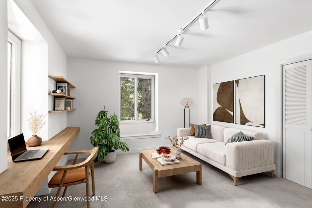 7 of 11 - 531 Gillespie Street, Aspen, CO