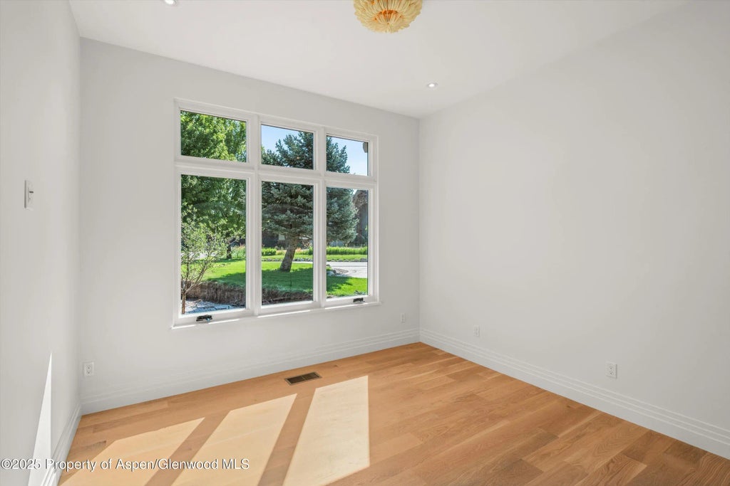 15 of 70 - 1229 Heritage Drive, Carbondale, CO