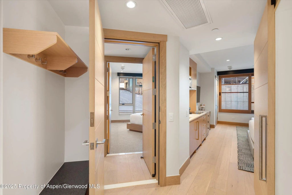 12 of 35 - 130 Wood Road 253+255, Snowmass Village, CO