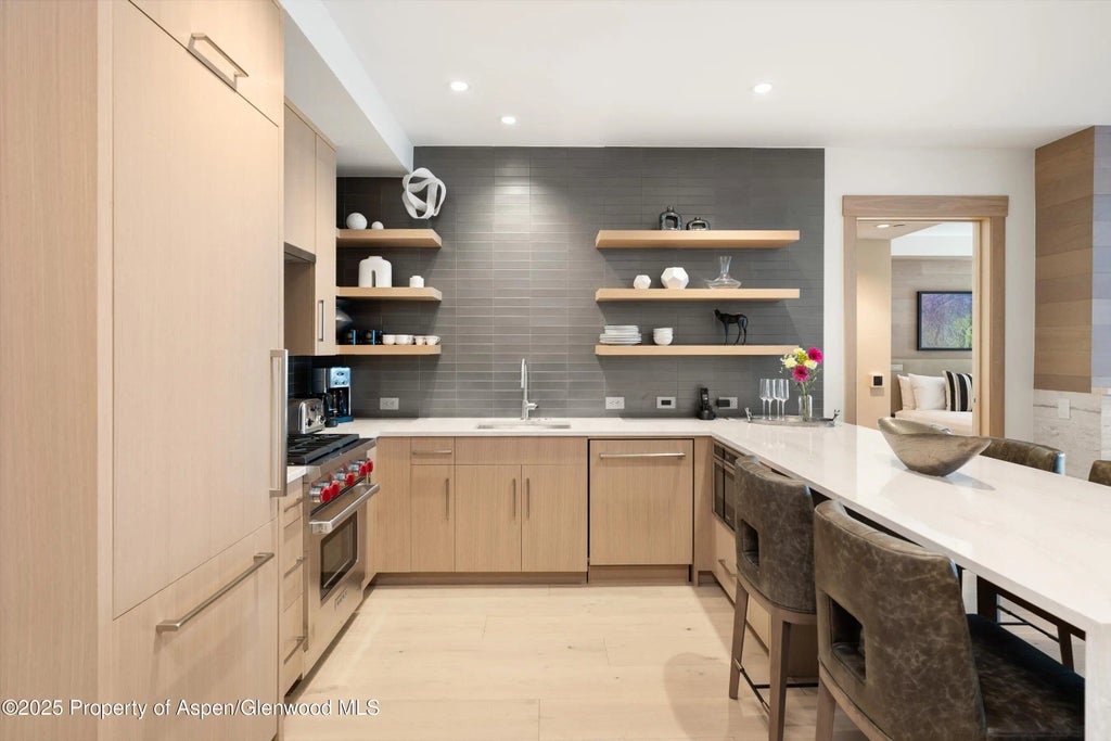 7 of 35 - 130 Wood Road 253+255, Snowmass Village, CO