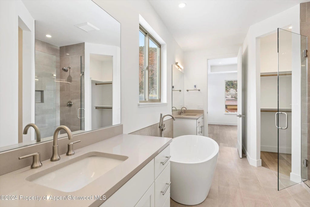 15 of 42 - 354 Blue Heron Drive, Glenwood Springs, CO