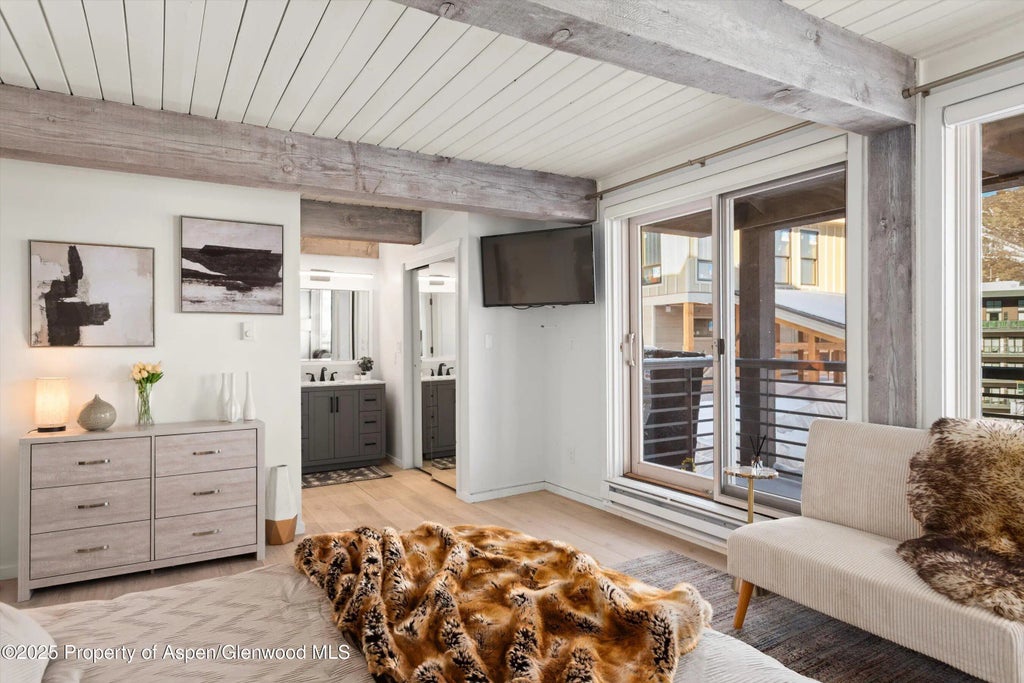 17 of 28 - 360 Wood Road 113, Snowmass Village, CO