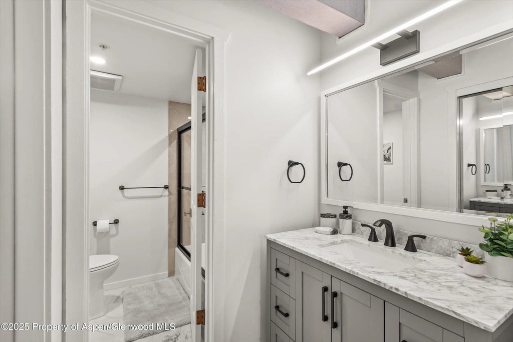 22 of 28 - 360 Wood Road 113, Snowmass Village, CO