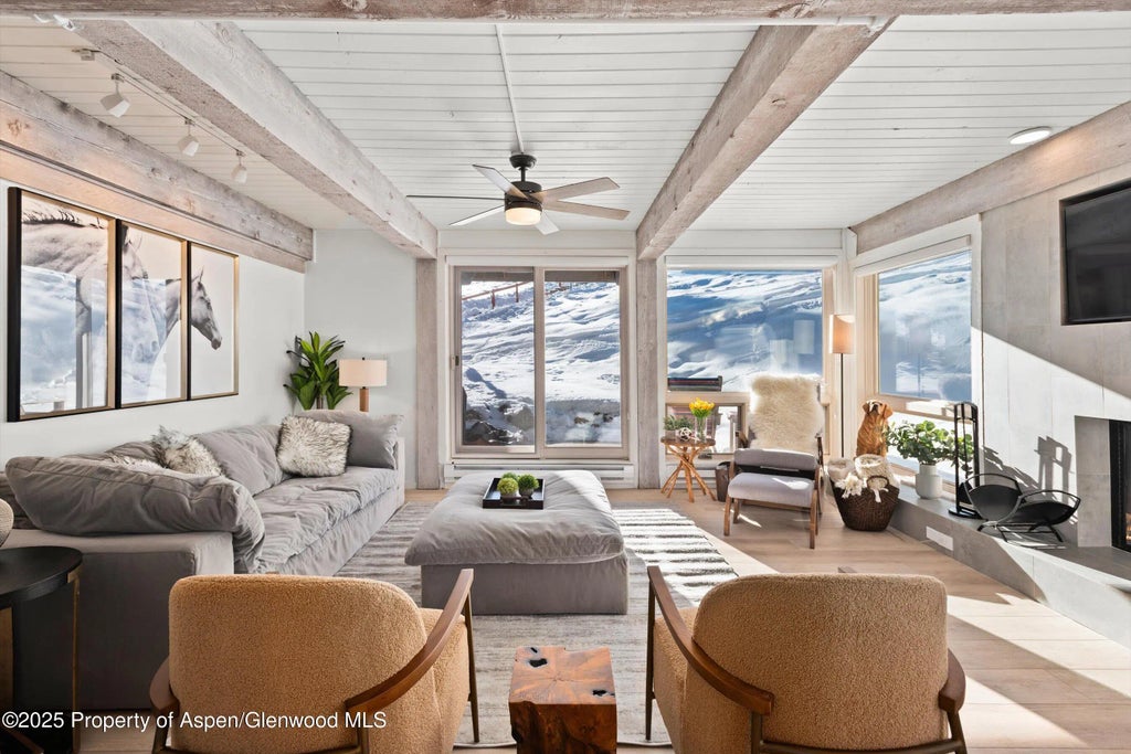 7 of 28 - 360 Wood Road 113, Snowmass Village, CO