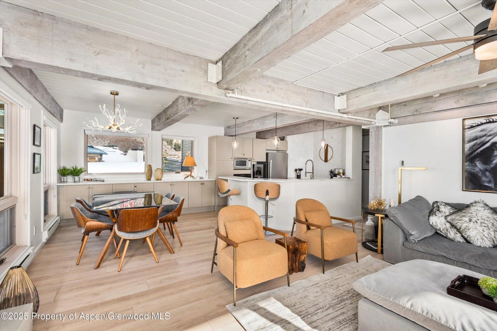 9 of 28 - 360 Wood Road 113, Snowmass Village, CO