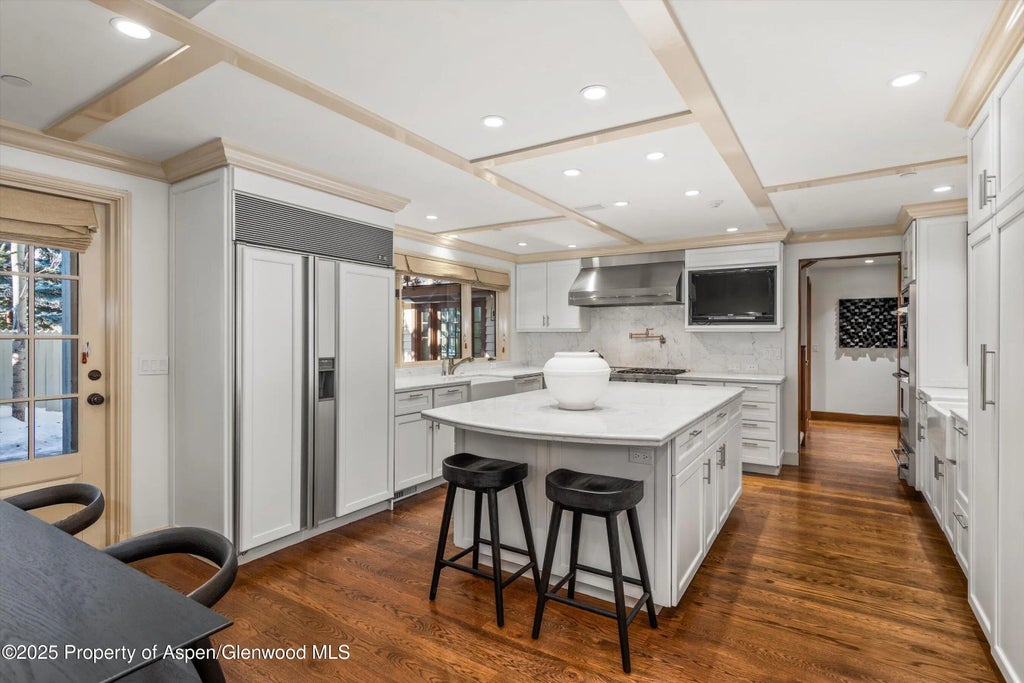 27 of 50 - 721 W North Street, Aspen, CO