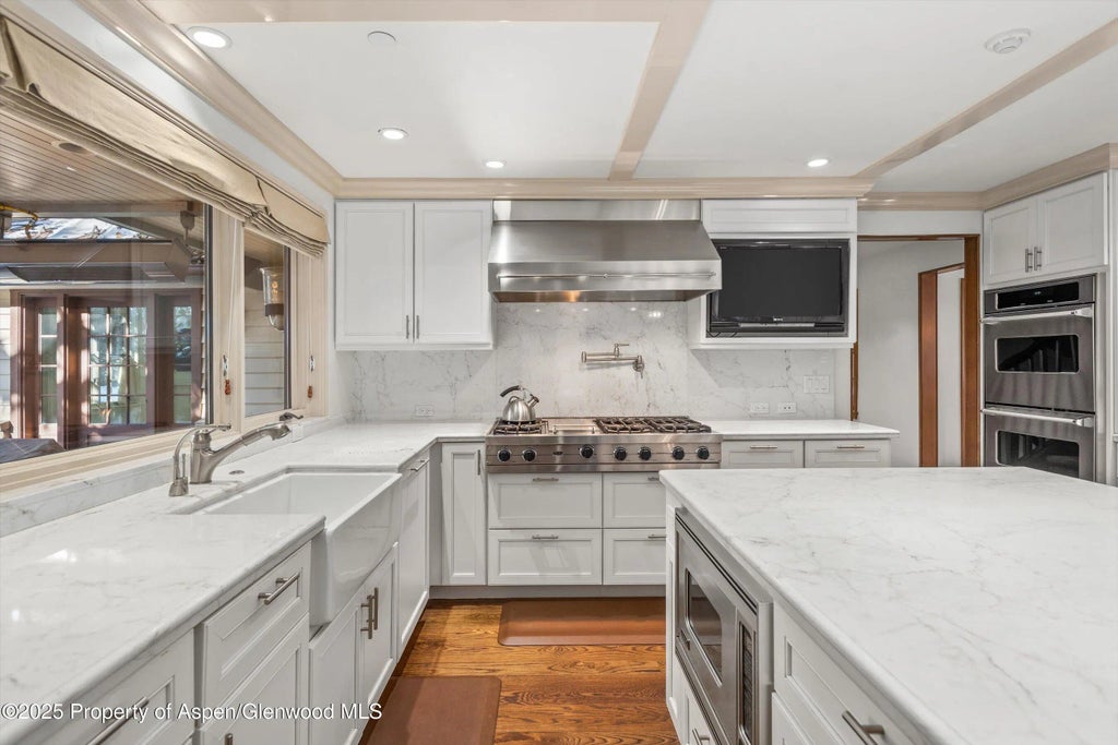 28 of 50 - 721 W North Street, Aspen, CO