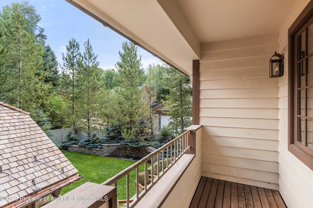 4 of 50 - 721 W North Street, Aspen, CO