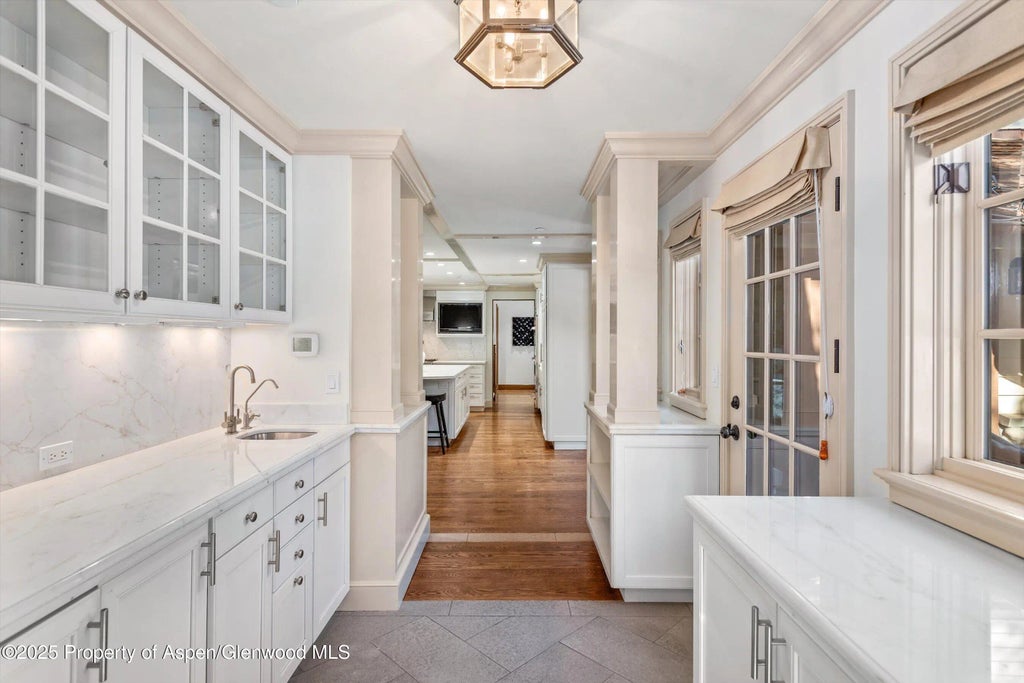 44 of 50 - 721 W North Street, Aspen, CO