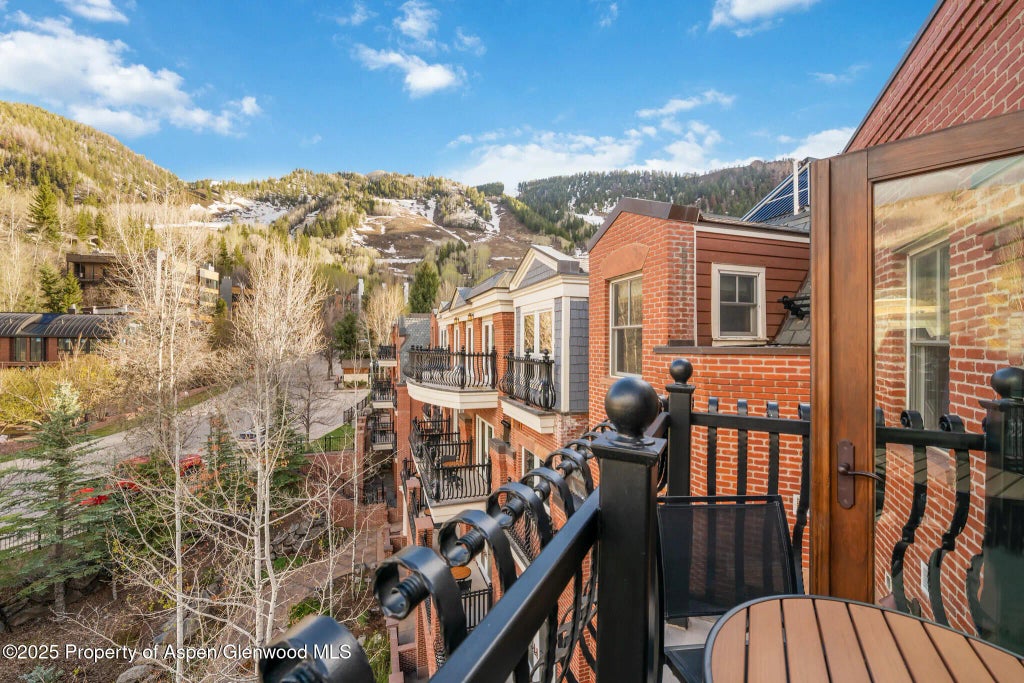 2 of 36 - 415 E Dean St, Unit 47, Weeks 51/52, Aspen, CO