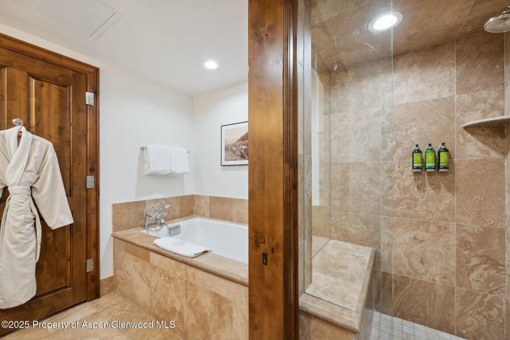 25 of 36 - 415 E Dean St, Unit 47, Weeks 51/52, Aspen, CO