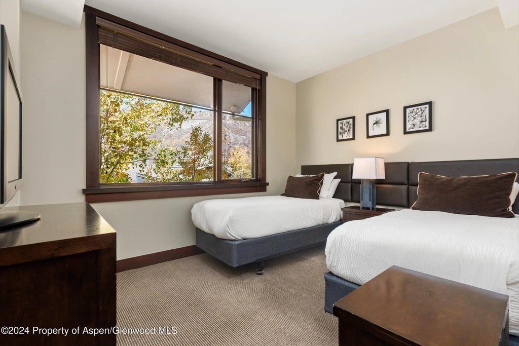 10 of 16 - 120 Carriage Way 2201, Snowmass Village, CO
