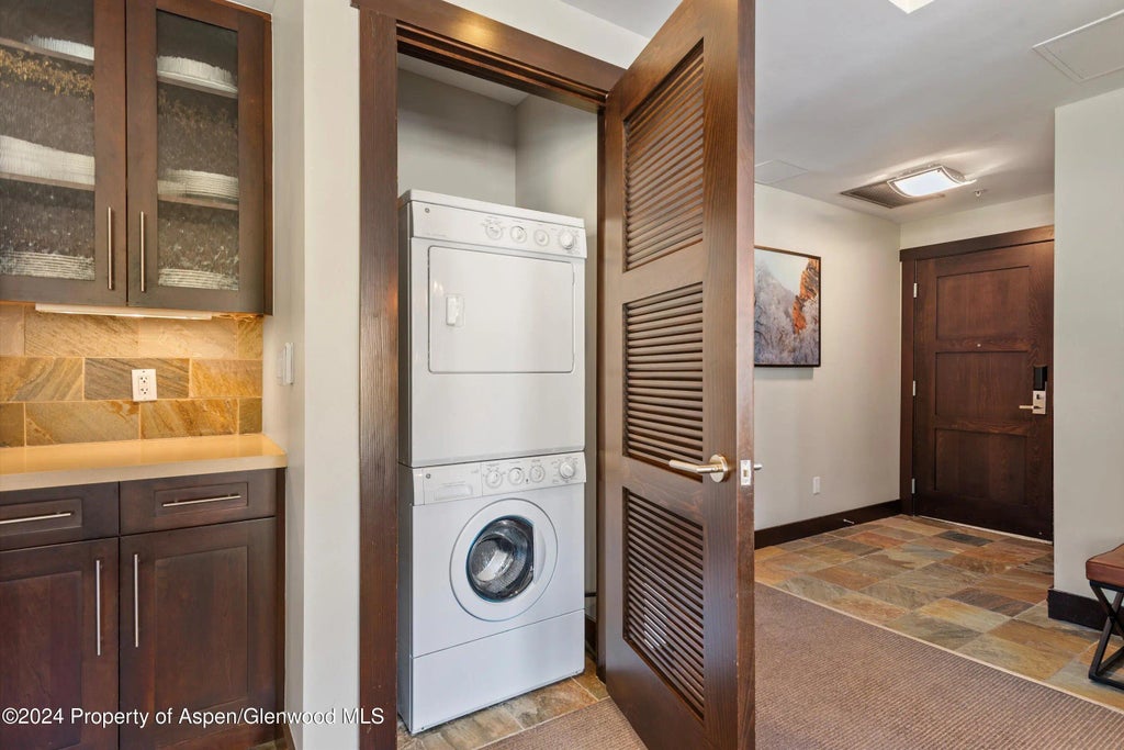 6 of 16 - 120 Carriage Way 2201, Snowmass Village, CO