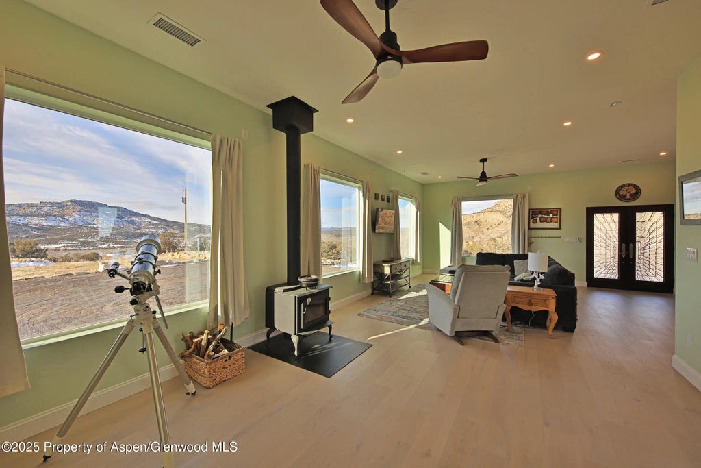 8 of 40 - 15086 45 1/2 Road, Mesa, CO