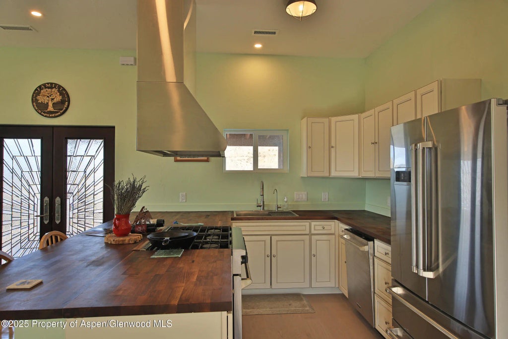 9 of 40 - 15086 45 1/2 Road, Mesa, CO