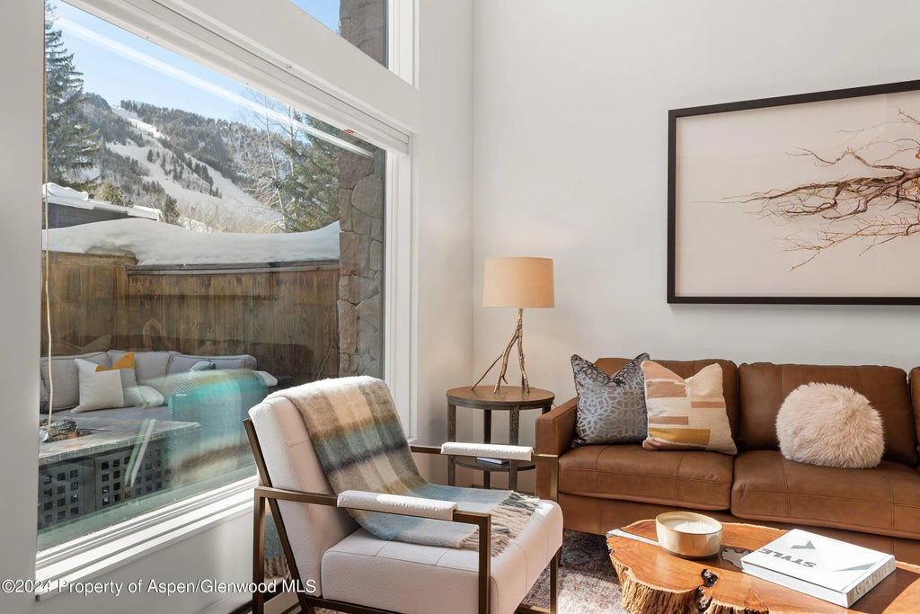 2 of 31 - 1024 E Cooper Avenue 3a, Aspen, CO
