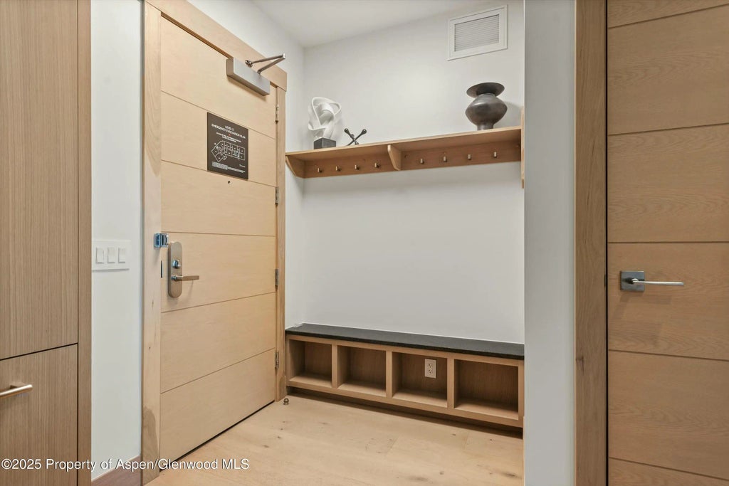 13 of 24 - 130 Wood Road 560-562, Snowmass Village, CO