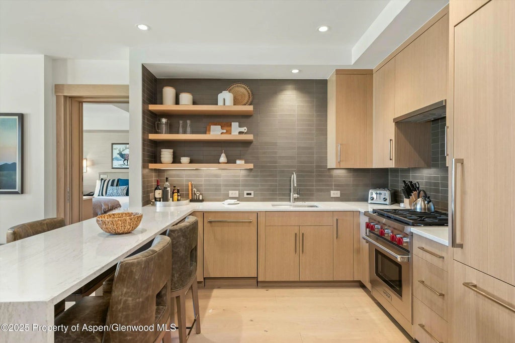 8 of 24 - 130 Wood Road 560-562, Snowmass Village, CO