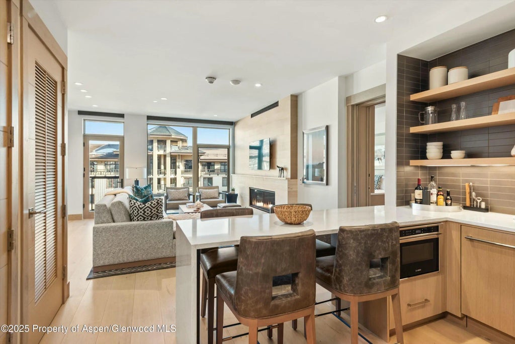 9 of 24 - 130 Wood Road 560-562, Snowmass Village, CO