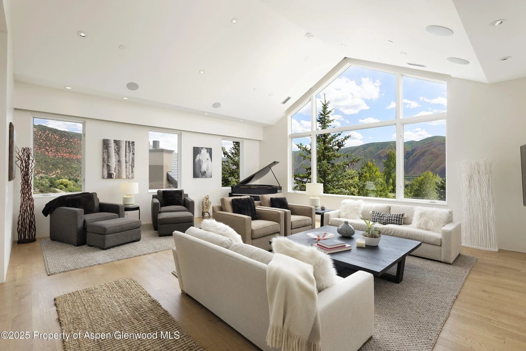 1 of 41 - 751 Promontory Lane, Basalt, CO