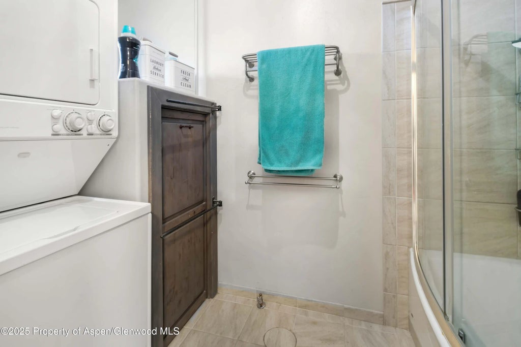 12 of 30 - 123 Village Lane, Carbondale, CO