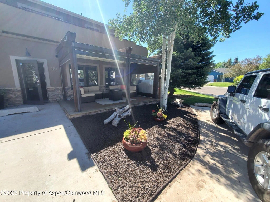 8 of 30 - 123 Village Lane, Carbondale, CO