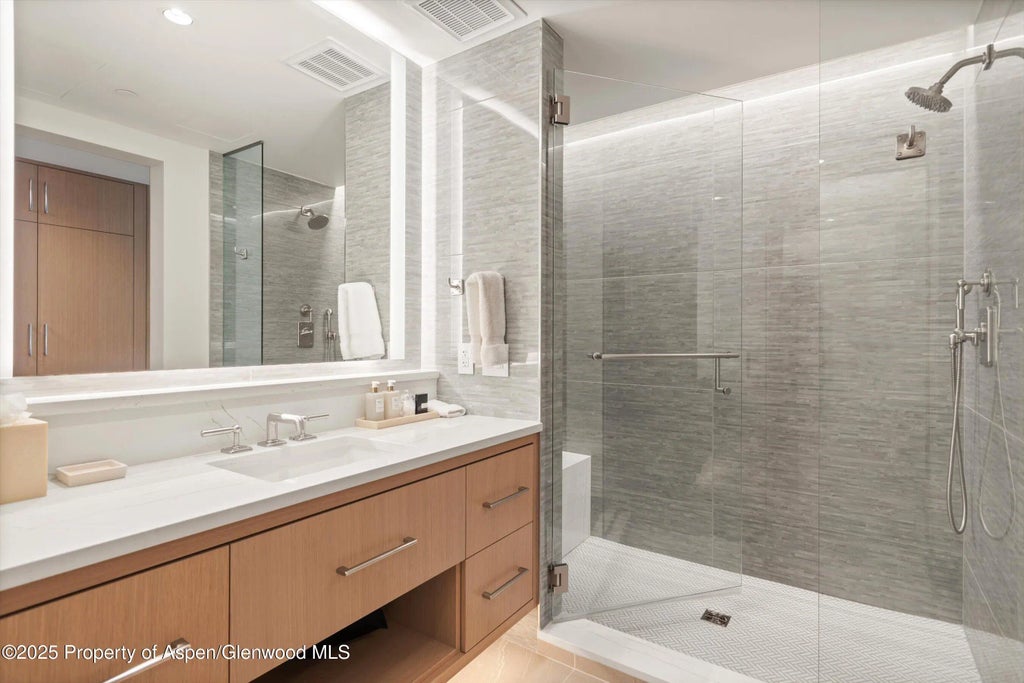 22 of 25 - 130 Wood Road 461-463, Snowmass Village, CO