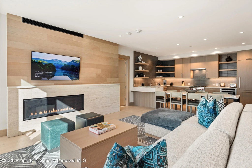 6 of 25 - 130 Wood Road 461-463, Snowmass Village, CO