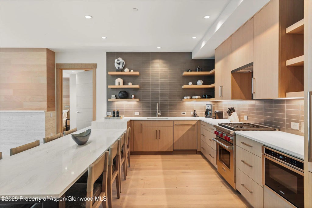 8 of 25 - 130 Wood Road 461-463, Snowmass Village, CO