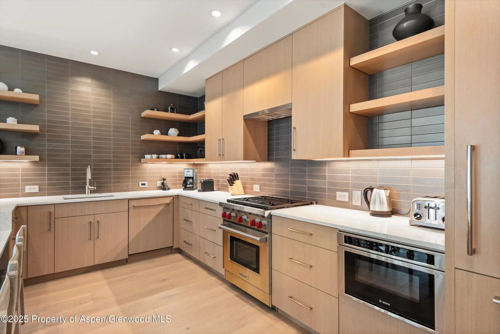 9 of 25 - 130 Wood Road 461-463, Snowmass Village, CO