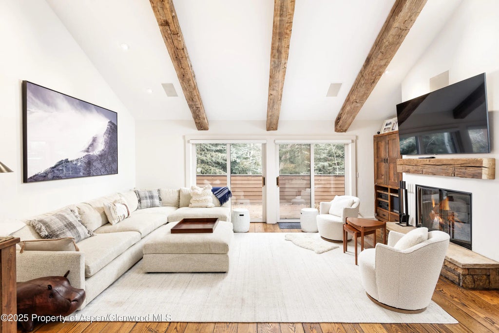 1 of 32 - 901 W Francis Street, Aspen, CO