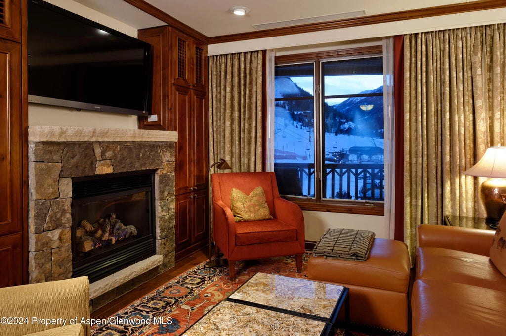 10 of 19 - 197 Prospector Road 2307-3, Aspen, CO