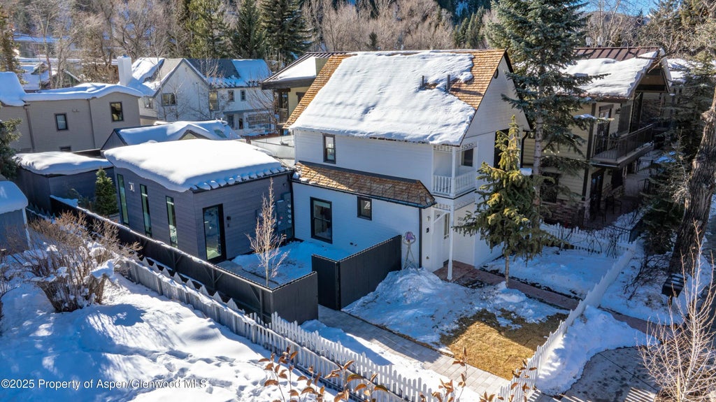 16 of 18 - 211 W Main Street 102, Aspen, CO