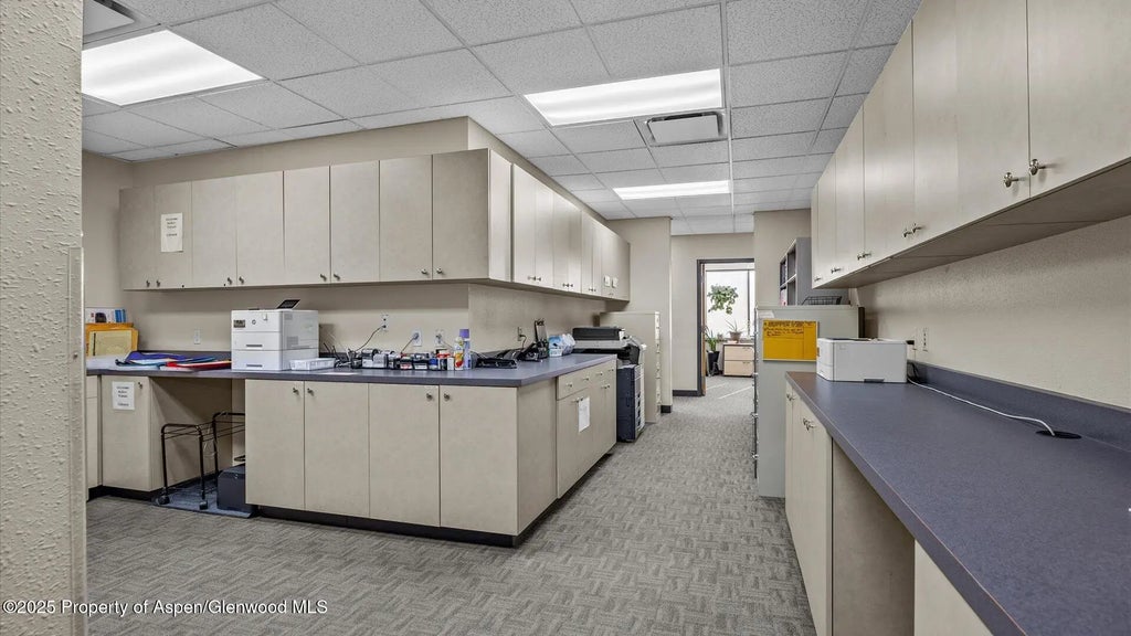 29 of 41 - 516 28 Road, Grand Junction, CO