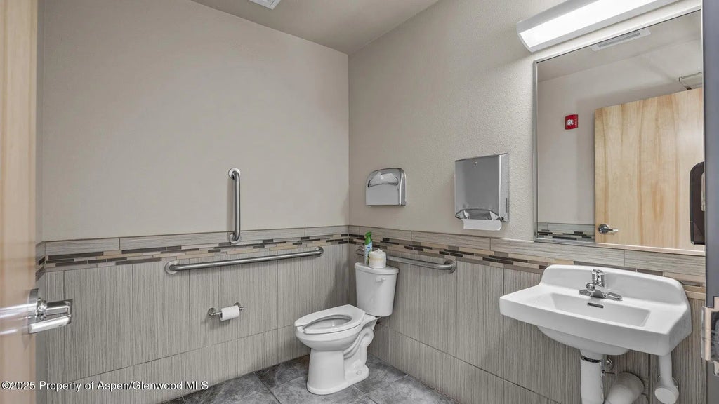 37 of 41 - 516 28 Road, Grand Junction, CO