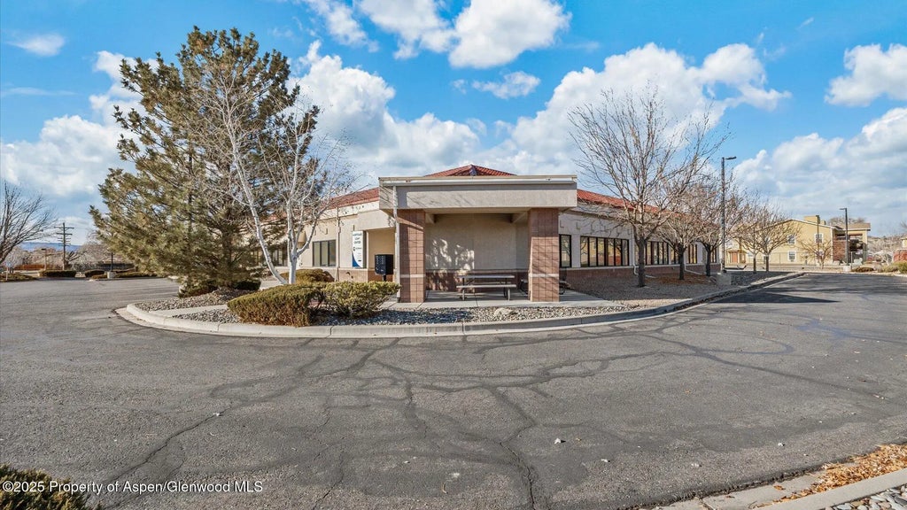 8 of 41 - 516 28 Road, Grand Junction, CO