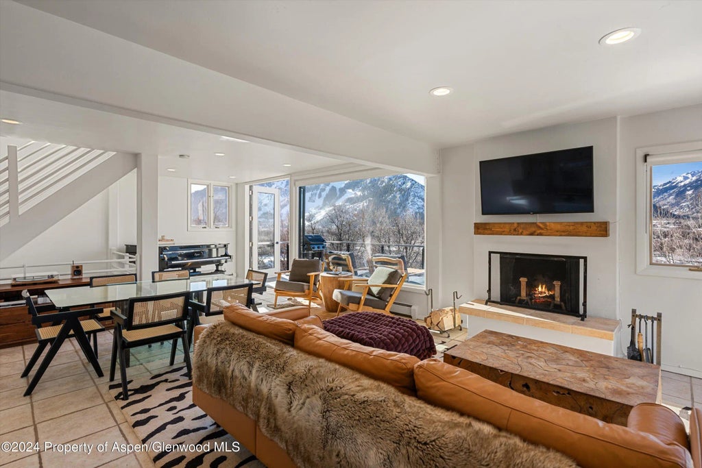 11 of 34 - 182 Bennett Place, Aspen, CO