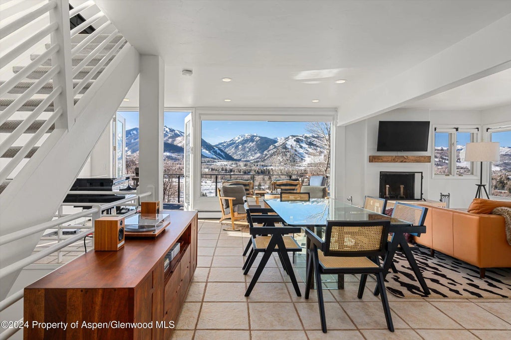 4 of 34 - 182 Bennett Place, Aspen, CO