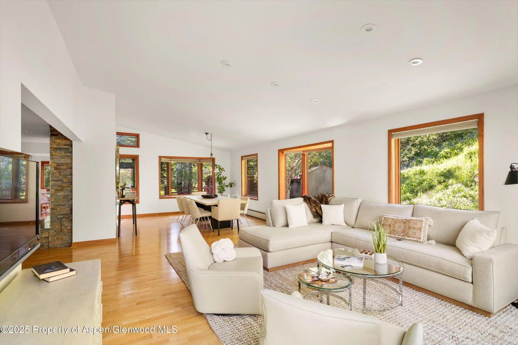 9 of 24 - 1345 Sage Court, Aspen, CO