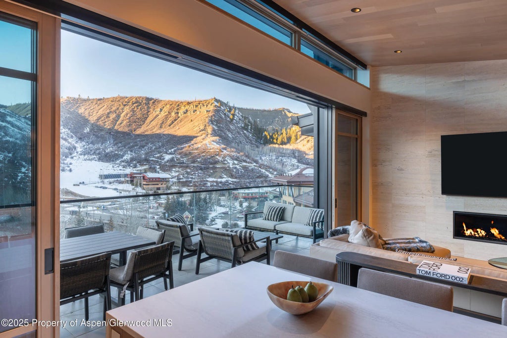 9 of 22 - 130 Wood Road 664, Snowmass Village, CO