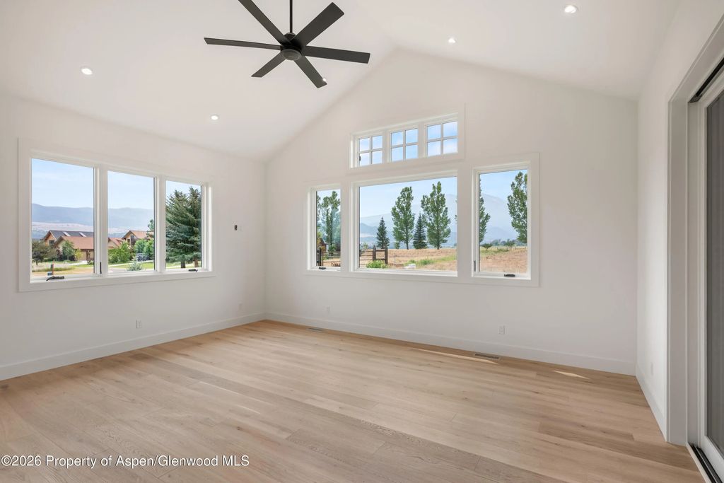 22 of 55 - 860 Perry Ridge, Carbondale, CO