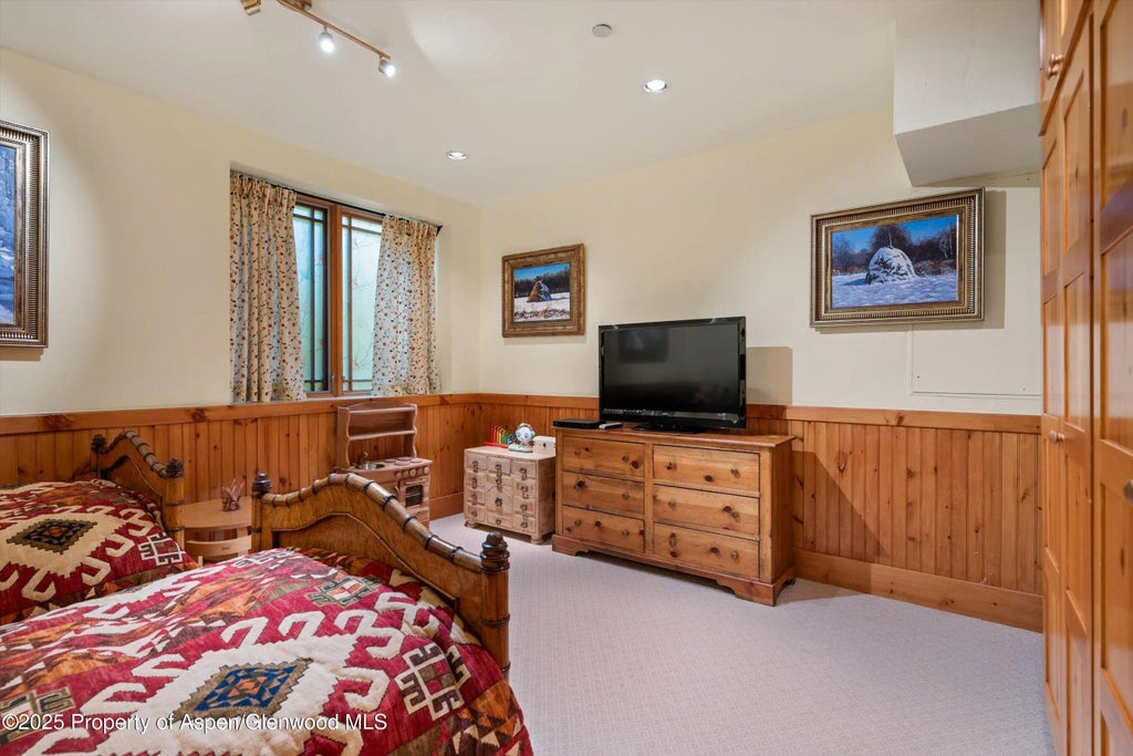 37 of 47 - 195 N Hayden Road, Aspen, CO