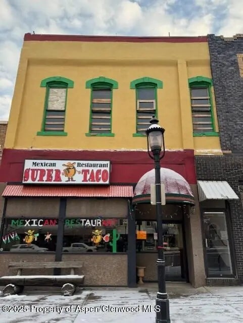 1 of 7 - 820 Grand Avenue, Glenwood Springs, CO