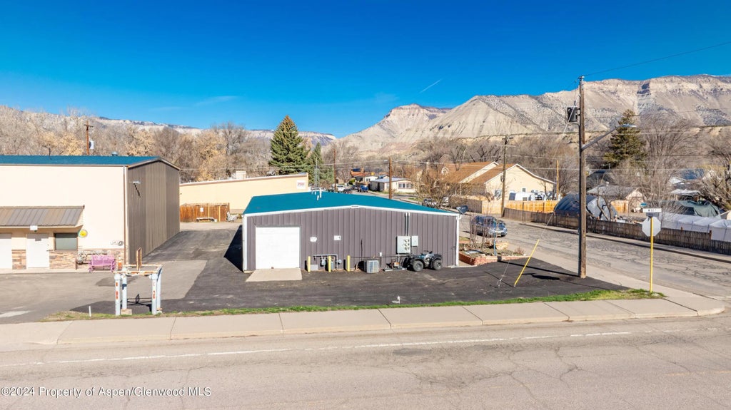3 of 9 - 111 Russey Avenue, Parachute, CO