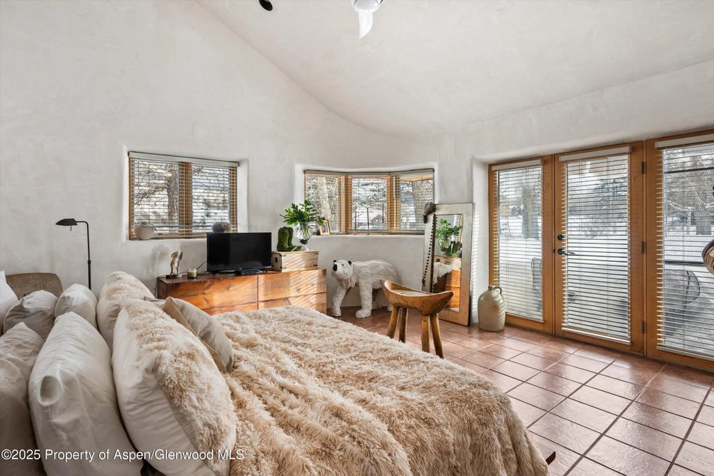 15 of 30 - 7282 Upper River Road, Woody Creek, CO