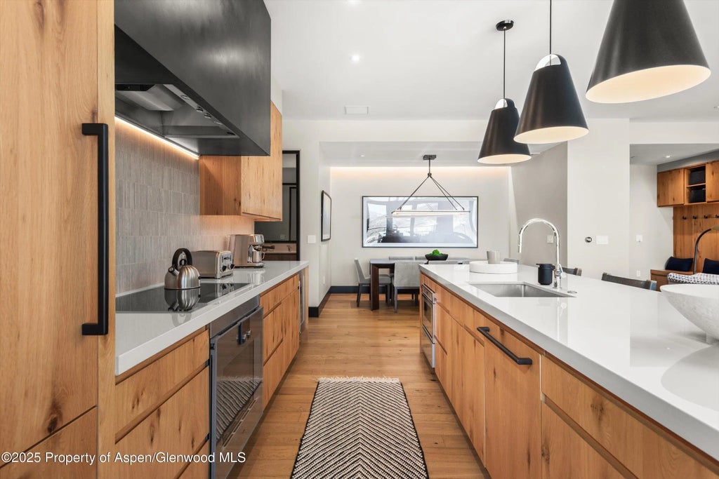 6 of 20 - 77 Wood Road 503east, Snowmass Village, CO