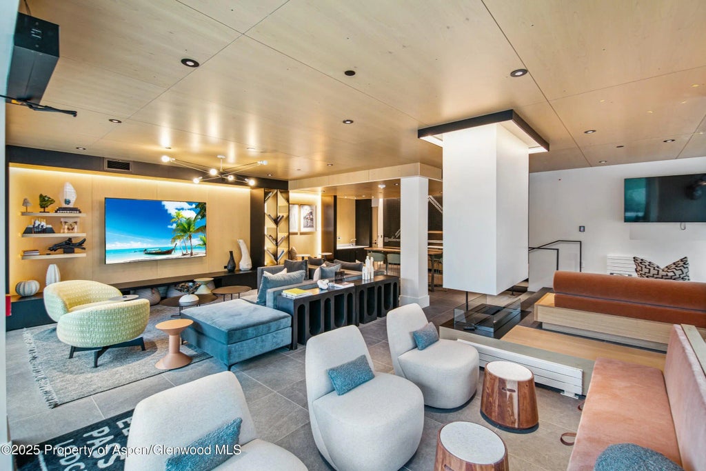 21 of 41 - 119 Wood Road Unit 206, Snowmass Village, CO