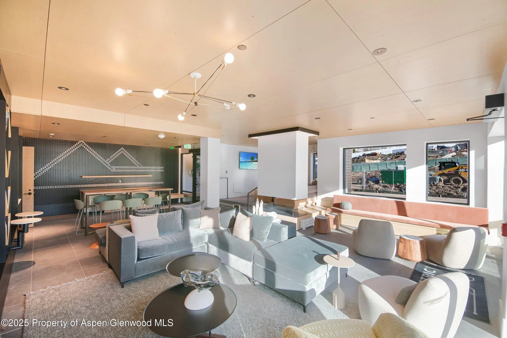 24 of 41 - 119 Wood Road Unit 206, Snowmass Village, CO