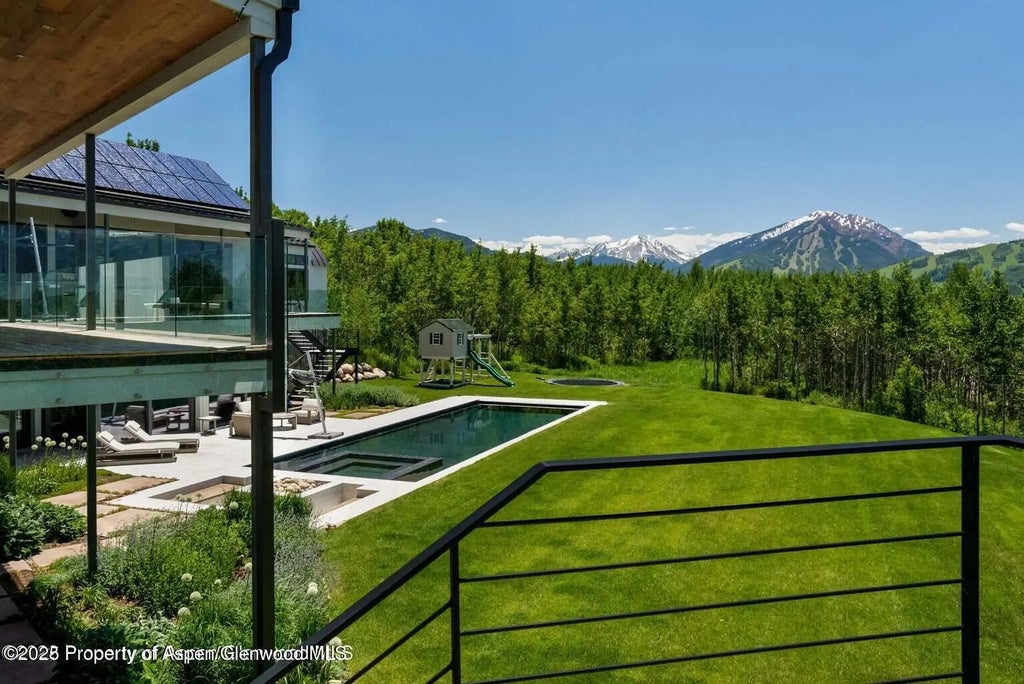 2 of 47 - 975 S Starwood, Aspen, CO