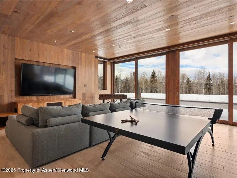 41 of 47 - 975 S Starwood, Aspen, CO